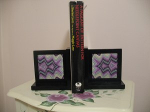 Diamond Bargello Bookends