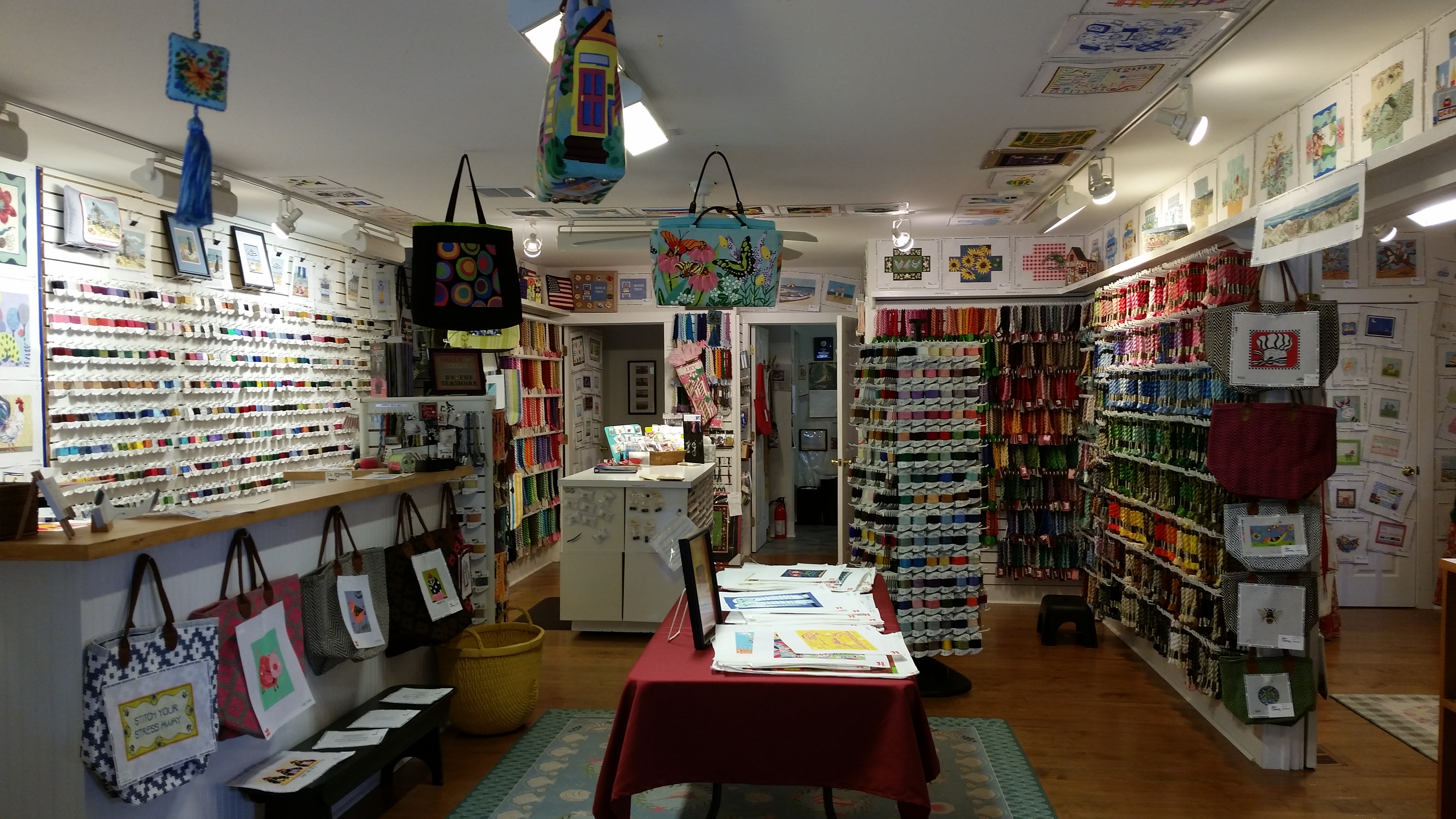 Scrim Discovery, threads